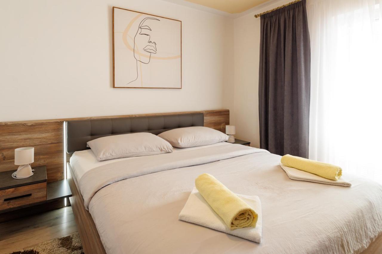Spacious And Modern App With Big Terrace Malinska Buitenkant foto