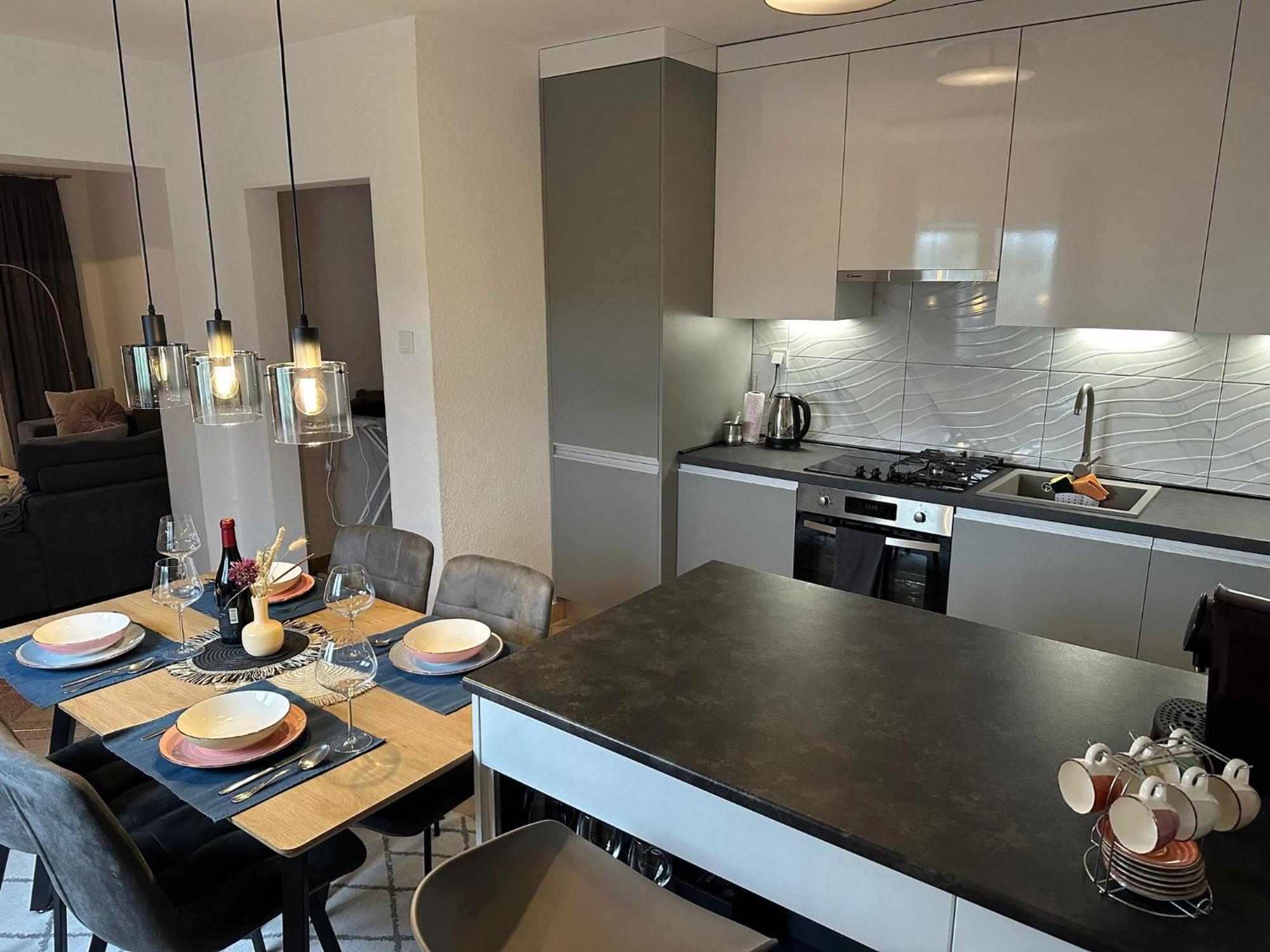 Spacious And Modern App With Big Terrace Malinska Buitenkant foto