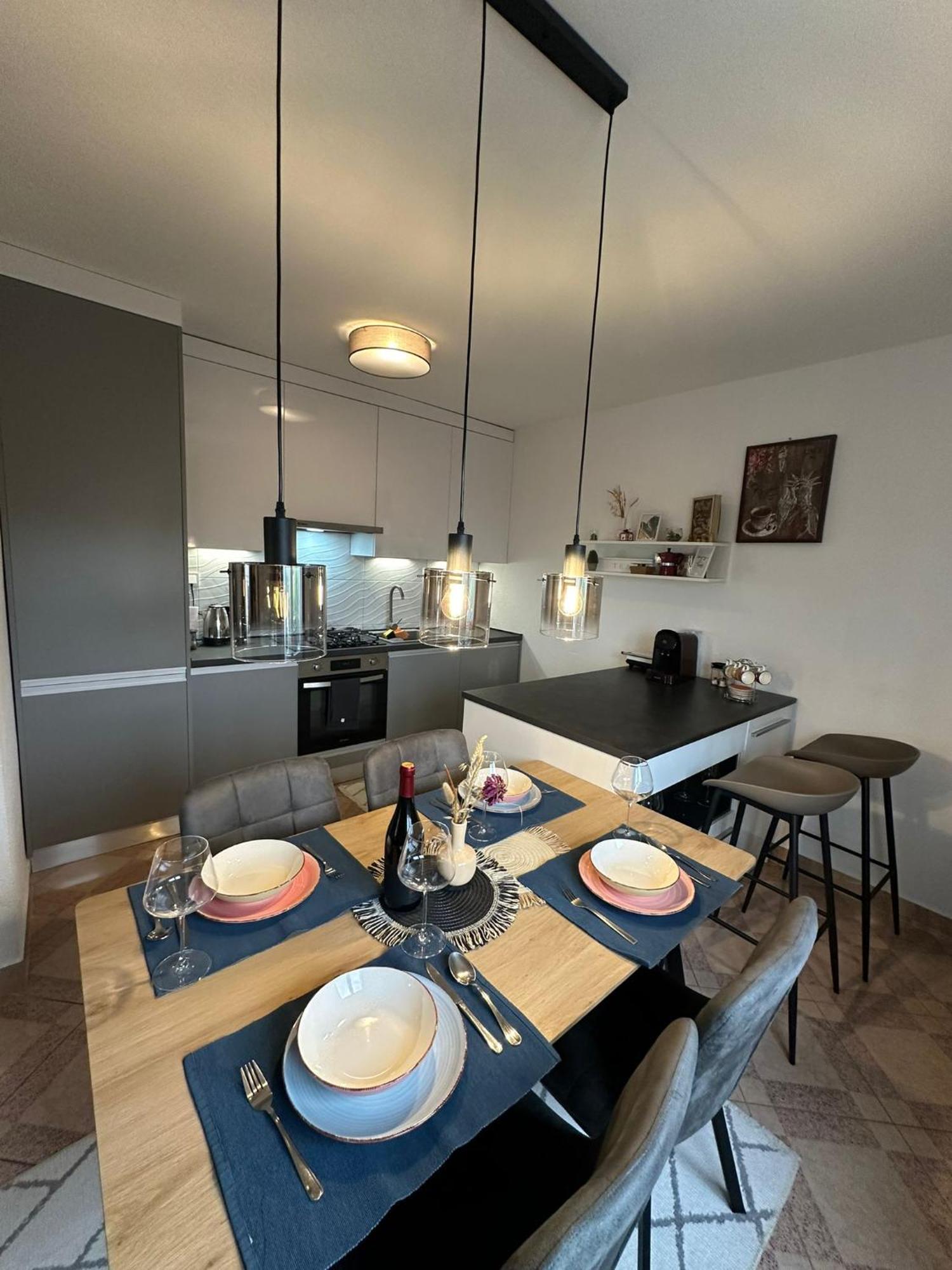 Spacious And Modern App With Big Terrace Malinska Buitenkant foto